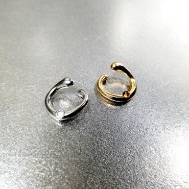 イヤーカフ CHIC イヤーフック シル...