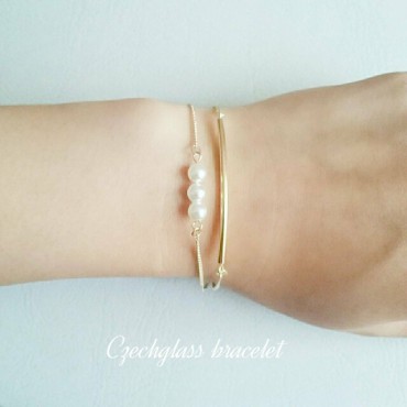 チェコガラスの２連ブレスレット...